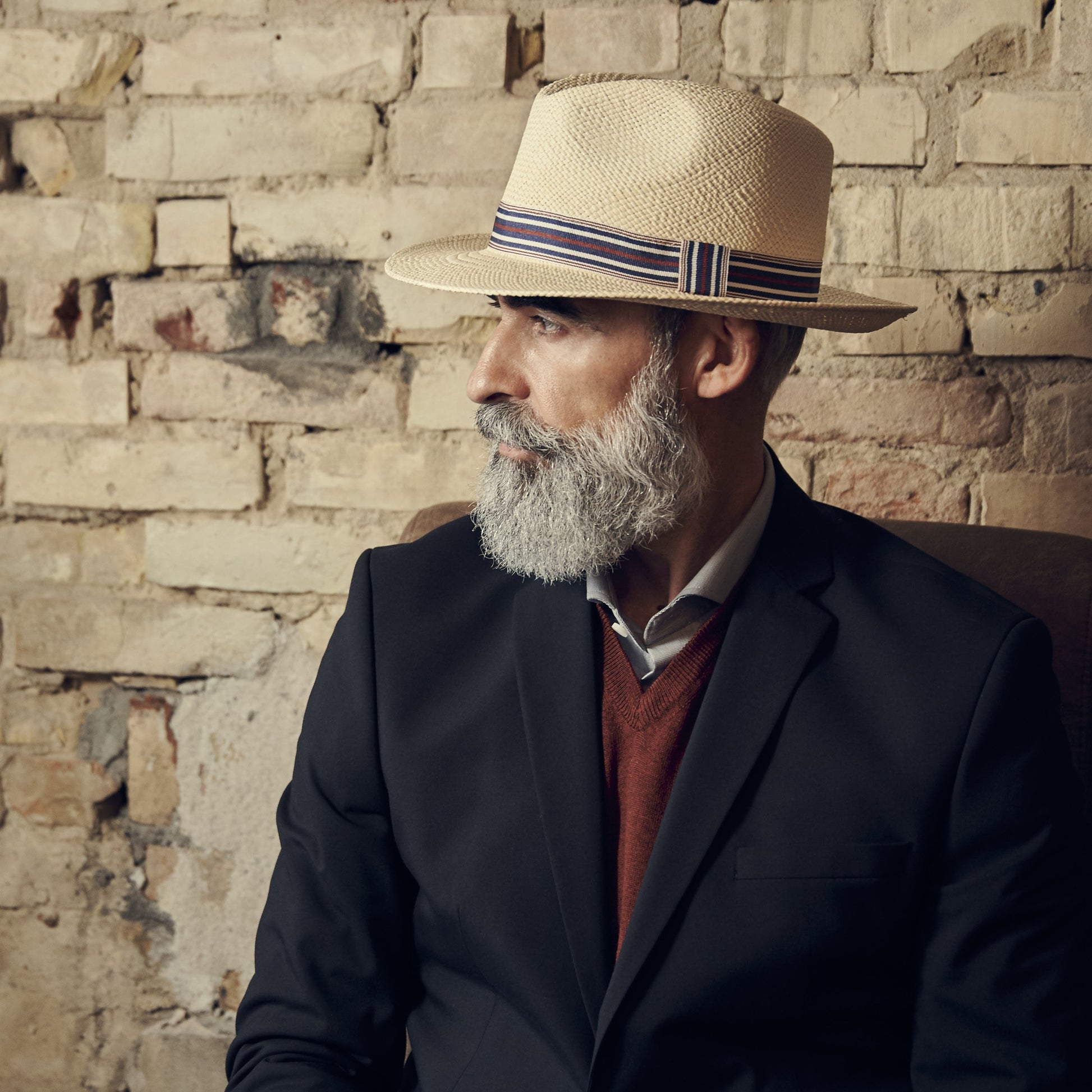 NATURAL-COLOURED MODA PANAMA HAT WITH STRIPED BAND